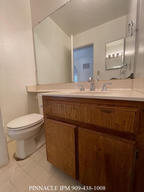 Building Photo - 745 Camino Real Ave #C