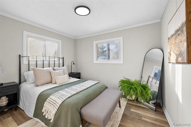 Building Photo - 29061 Balmoral St