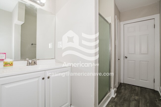 Building Photo - 228 Hanover St