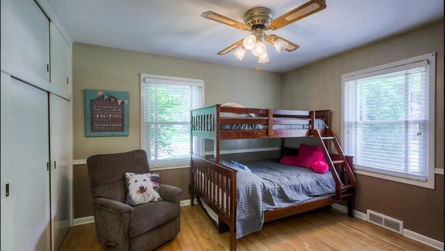 Building Photo - Charming 2 Bedroom In Benson!!