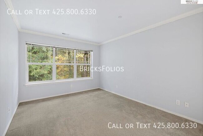 Building Photo - Your Dream Condo in Bothell: Designer Details and Tranquil Views!