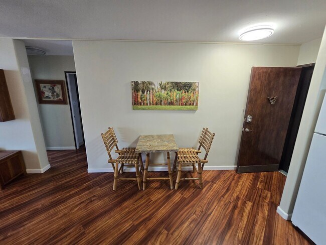 Building Photo - Furnished Beachfront Condo with Stunning Ocean Views