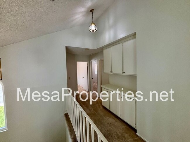 Building Photo - 14925 Dandelion Ct