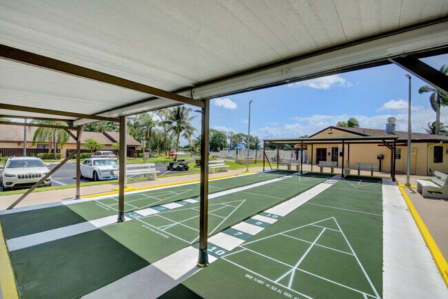 Building Photo - 416 Pine Glen Ln