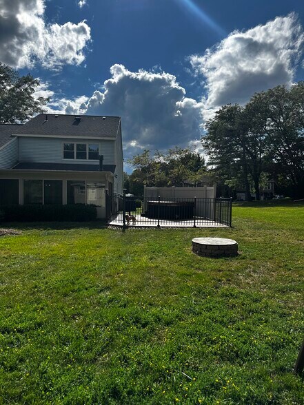 Back of home and patio - 4B Kimberly Ct