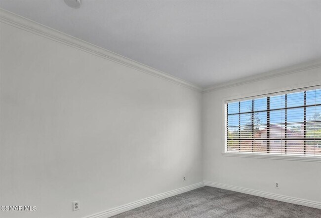 Building Photo - 2594 Ridgebrook Pl