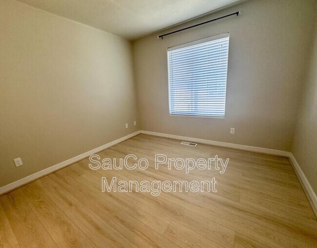 Building Photo - 456 SW 203rd Terrace