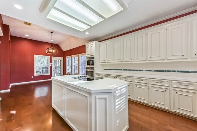 Building Photo - 2334 Pin Hook Ct