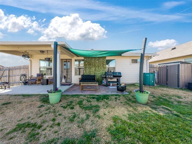 Building Photo - 137 Hematite Ln