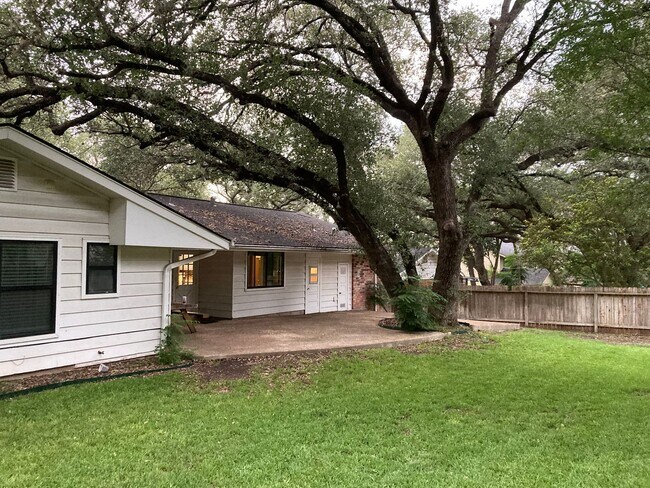 Building Photo - 11414 Raindrop Dr