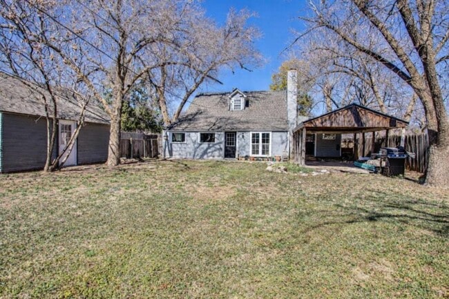 Building Photo - 2515 25th St