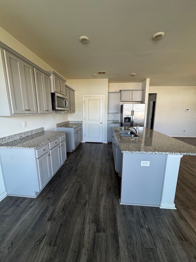 Building Photo - 1032 Hawks Nest Ln