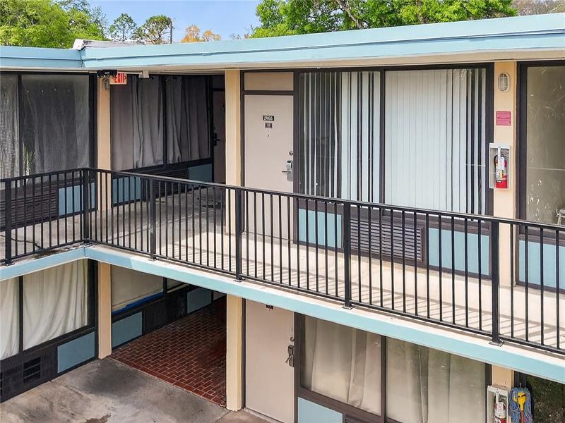 Building Photo - 7900 S Orange Blossom Trl