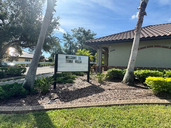 Building Photo - 4 Bedroom/3 Bathroom Enclave at Terra Bella