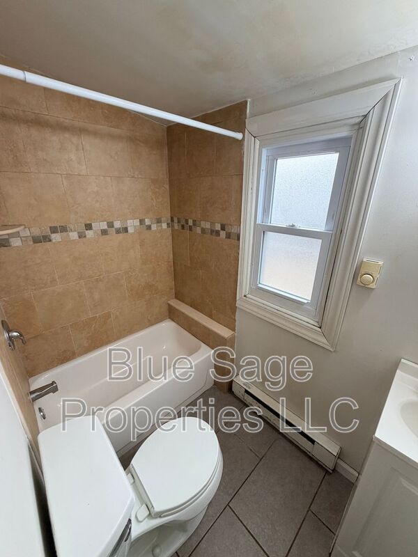 Building Photo - 31 N State Rd