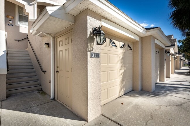 Building Photo - 9435 Myrtle Creek Ln