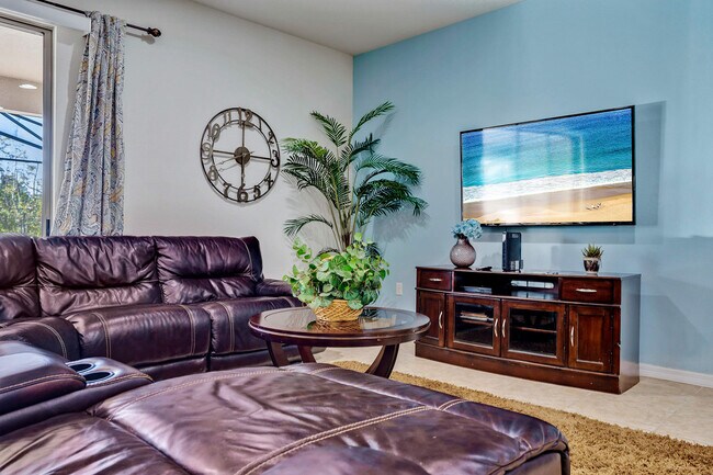 Building Photo - 8845 Rhodes St