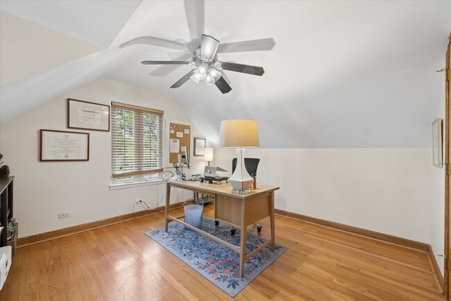 Building Photo - 4409 Clausen Ave