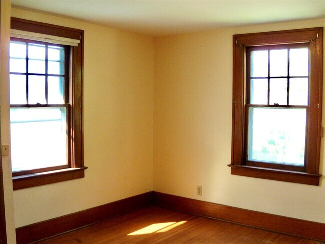 Building Photo - 51 Elmerston Rd