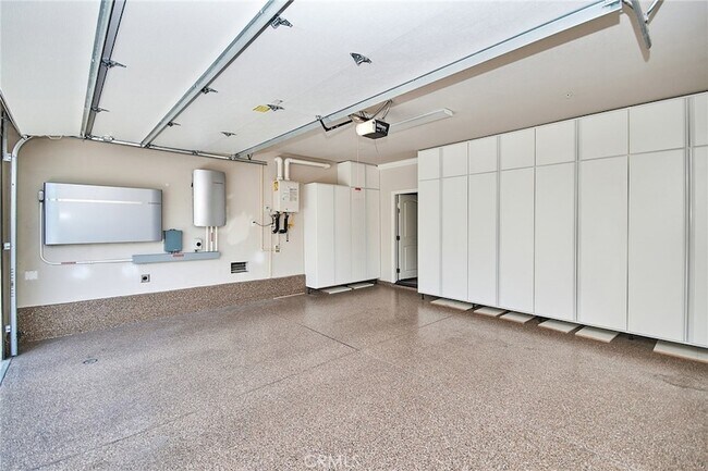 Building Photo - 2793 E Pacific Ct