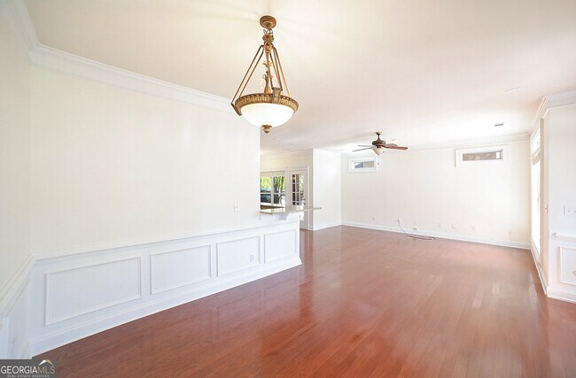 Building Photo - 104 Putters Dr