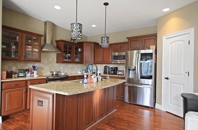 Building Photo - 1908 Lasso Cir