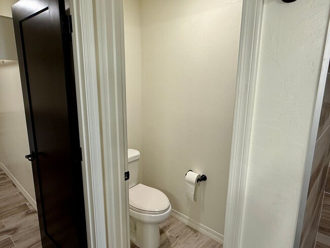 Building Photo - San Luis Corner Lot home with a Large Mast...