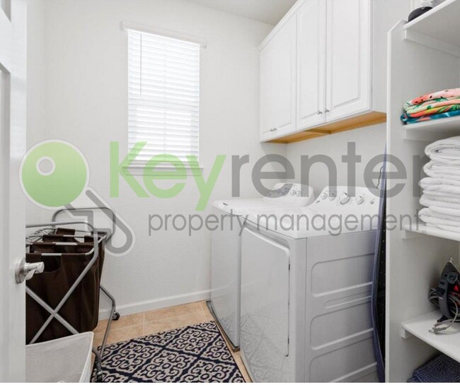 Building Photo - 1057 Provence Village Dr