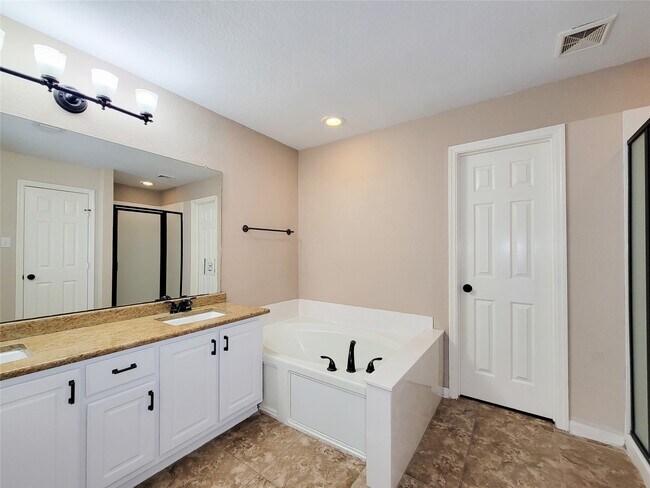 Building Photo - 2015 Grand Terrace