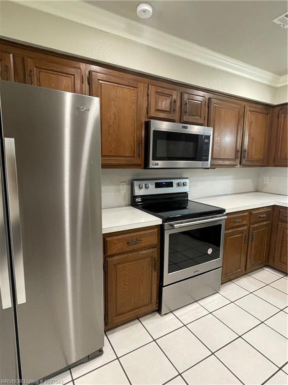 Building Photo - 8908 Stoney Hedge Dr