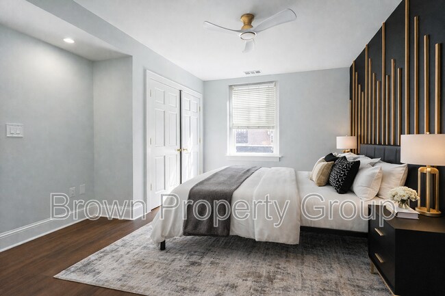 Building Photo - 123 Anderson St