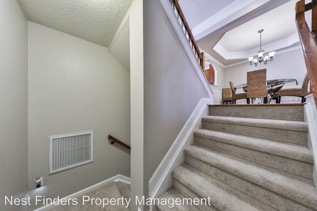 Building Photo - 3 br, 3.5 bath House - 4237 Studio Park Ave
