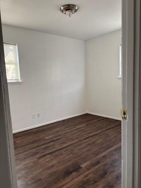 Building Photo - 403 Teak Ave