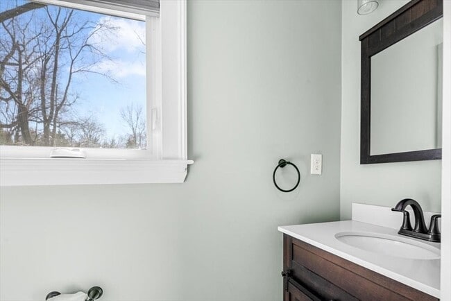 Building Photo - 224 South St