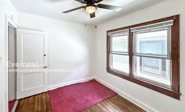 Building Photo - 661 S Burgess Ave