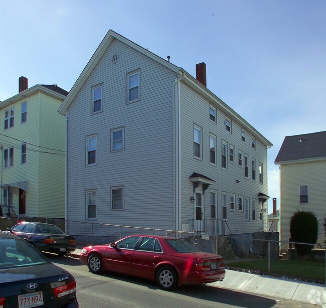 Primary Photo - 241 Washington St
