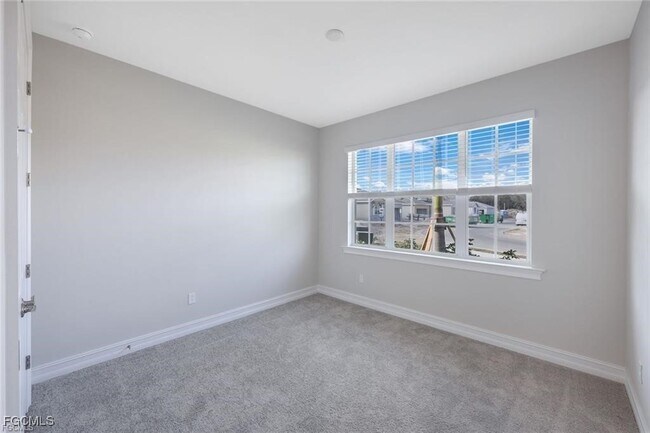 Building Photo - 514 Kamari Cv