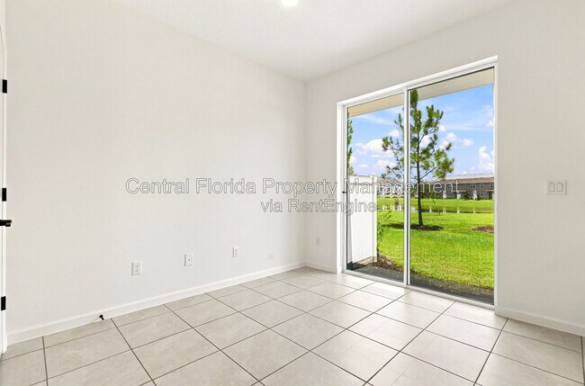 Building Photo - 865 Spring Palms Lp