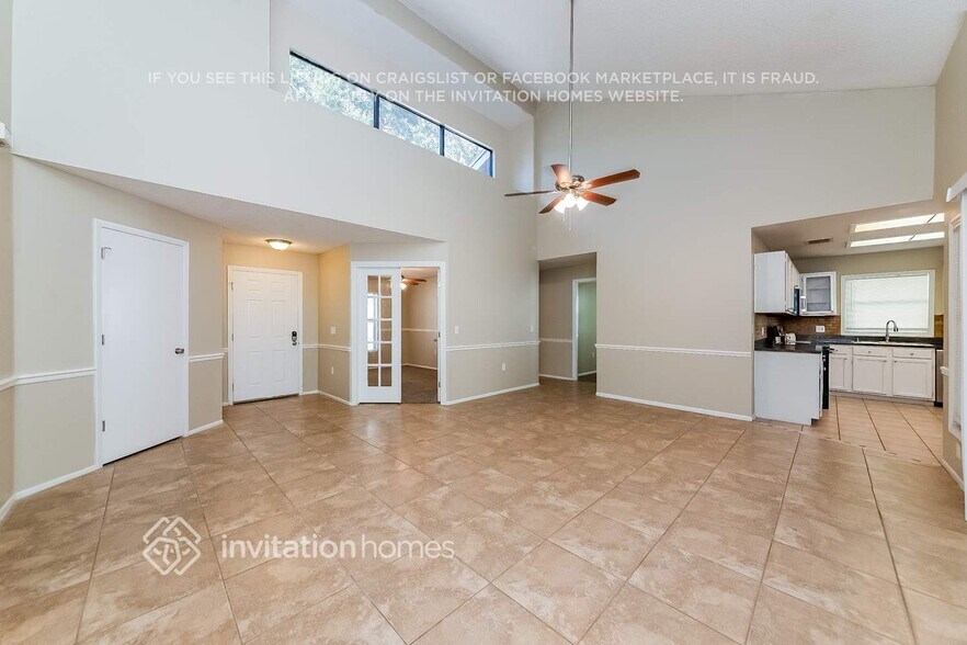 Building Photo - 721 50th St E