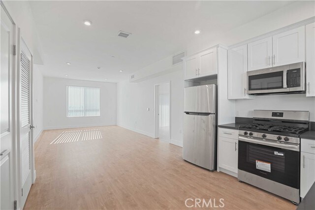 Building Photo - 8750 Sepulveda Blvd