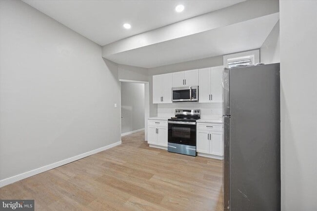 Primary Photo - 247 S 44th St