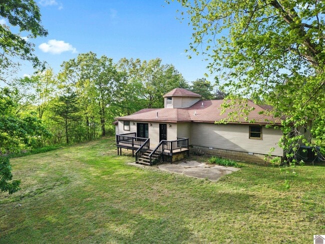Building Photo - 2510 Lov Flo Station Rd