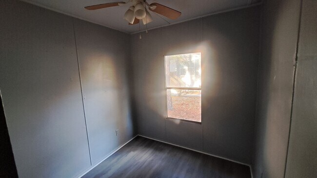 Building Photo - 304 Bayonet Dr