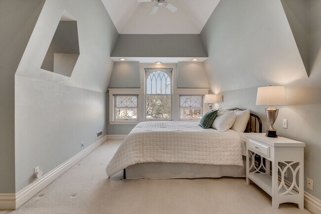 Building Photo - F. Scott Fitzgerald House in Saint Paul Can Be Your Home!