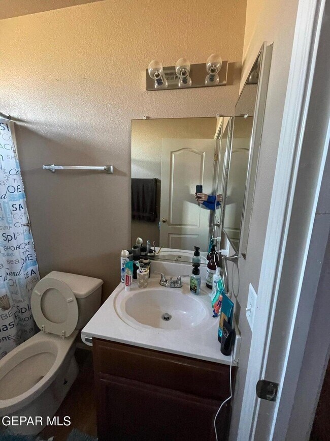 Building Photo - 11749 Mesquite Miel Dr