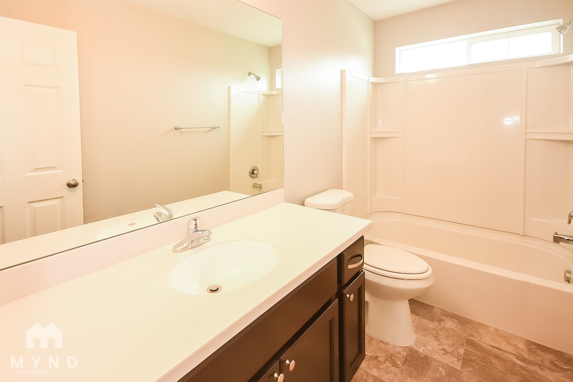 Building Photo - 961 Stonehaven Dr