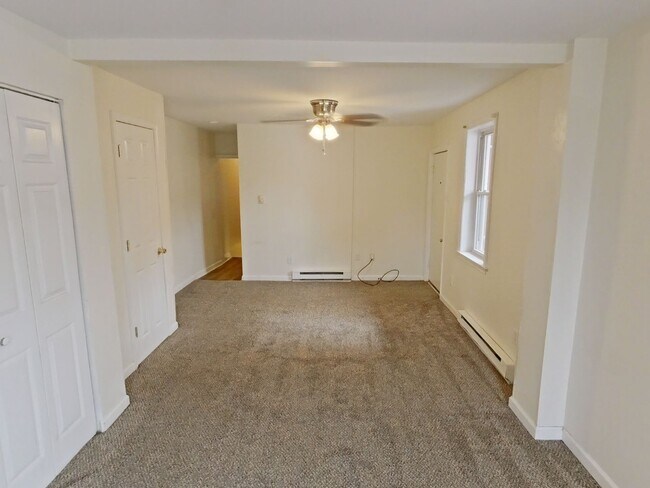 Building Photo - 28 S 3rd St