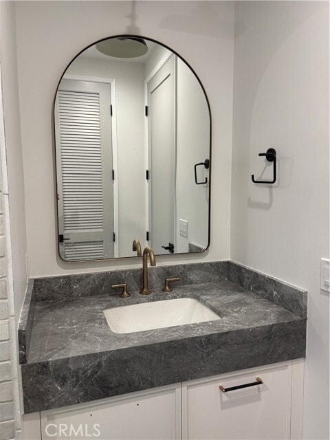 Building Photo - 4832 La Canada Blvd