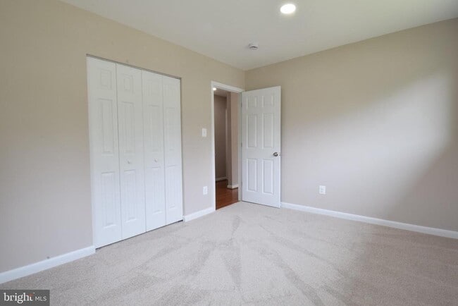 Building Photo - 13602 Athania St