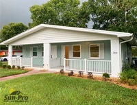 Building Photo - 748 Bethune St